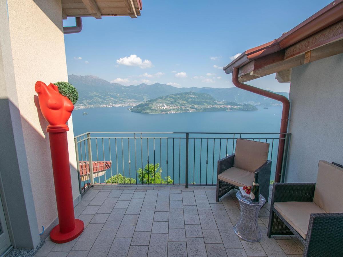 Cherubino - Stunning Lake View With Swimming Pool Parzanica 外观 照片